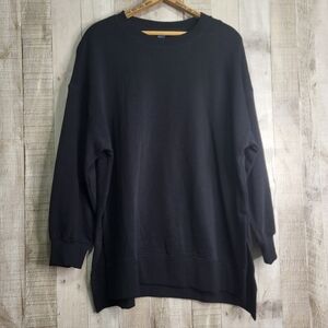 Old Navy Black Crew Neck Sweatshirt. Size Meduim Petite. MP